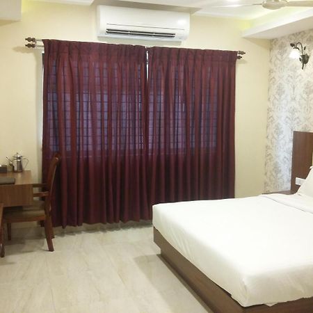 Hotel Mahalakshmi Residency Kollur Zewnętrze zdjęcie