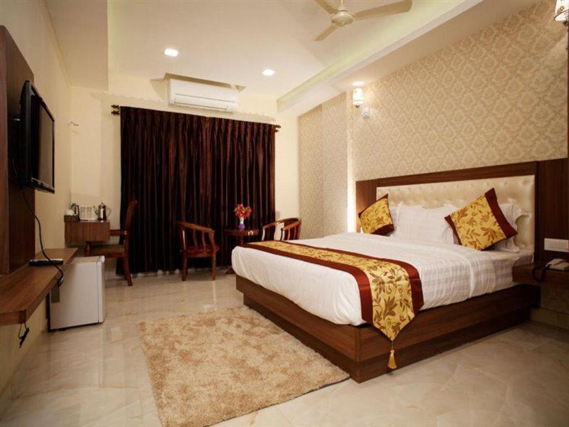 Hotel Mahalakshmi Residency Kollur Zewnętrze zdjęcie