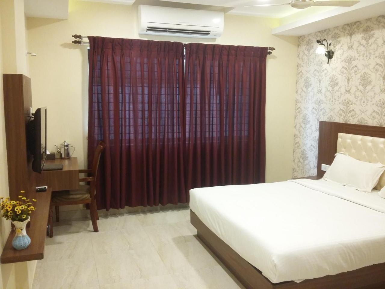 Hotel Mahalakshmi Residency Kollur Zewnętrze zdjęcie